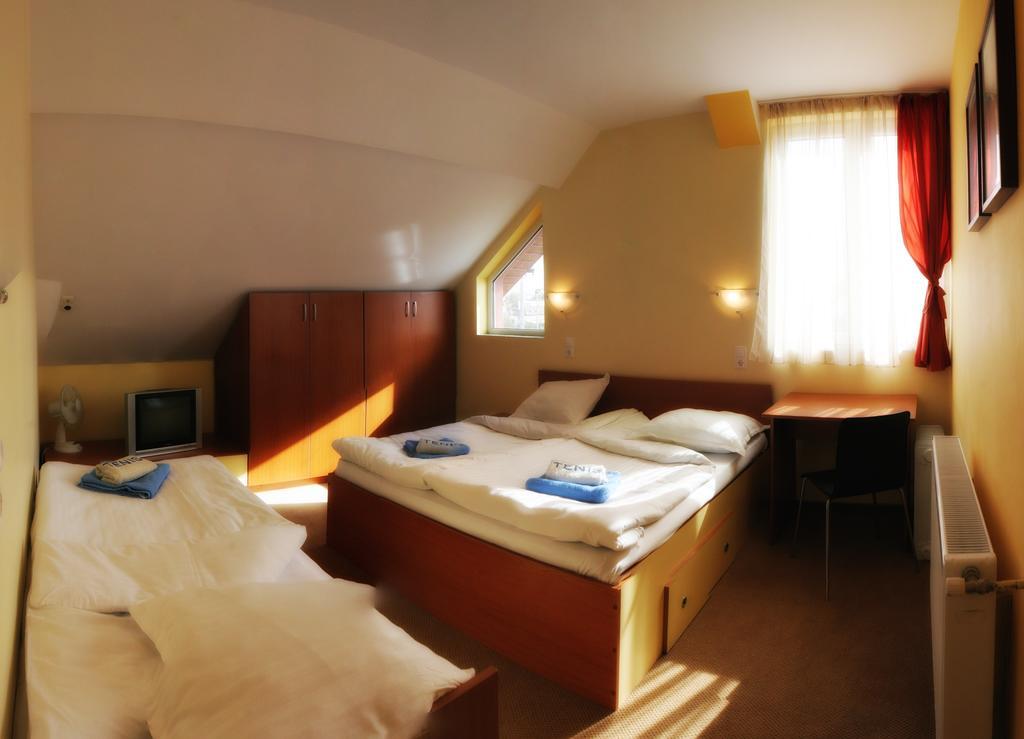 Hotel Pamira Sibiu Rum bild